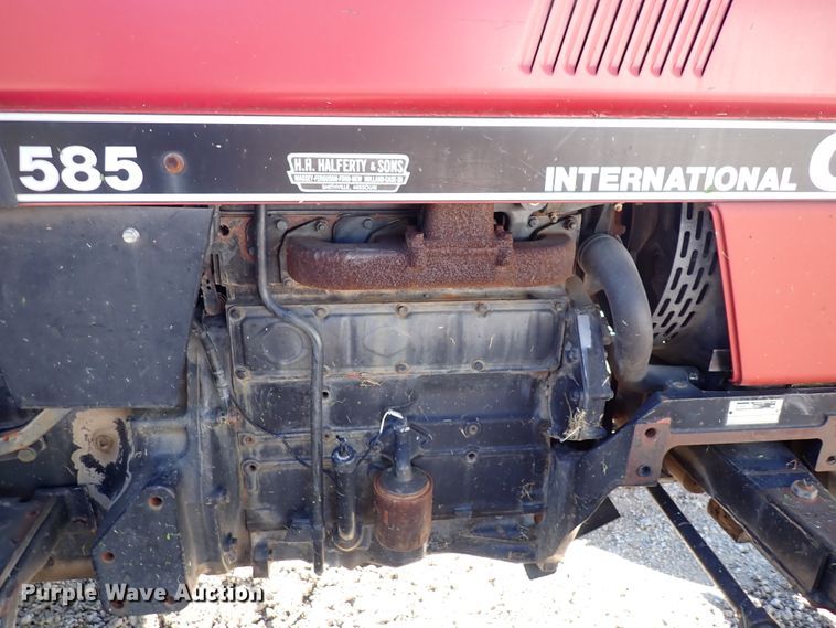 image for item DL7526 1990 Case IH 585  tractor