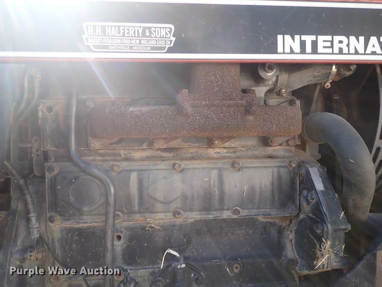 image for item DL7526 1990 Case IH 585  tractor