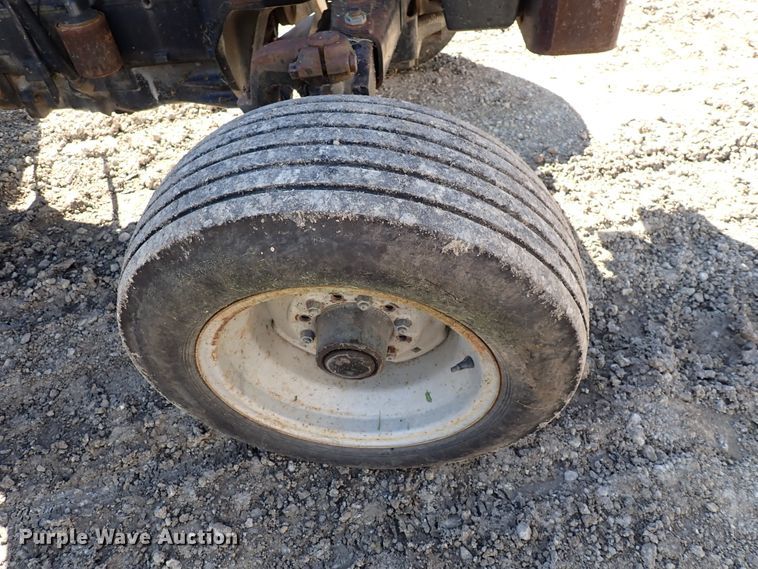 image for item DL7526 1990 Case IH 585  tractor