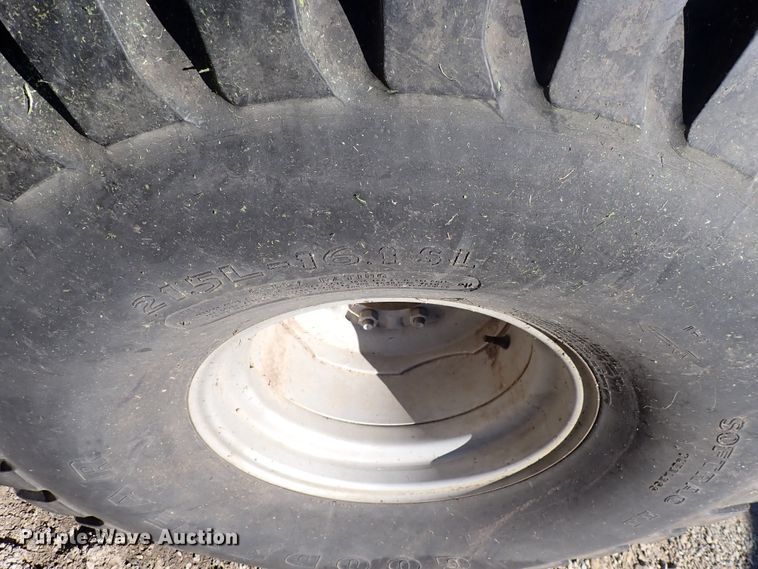 image for item DL7526 1990 Case IH 585  tractor