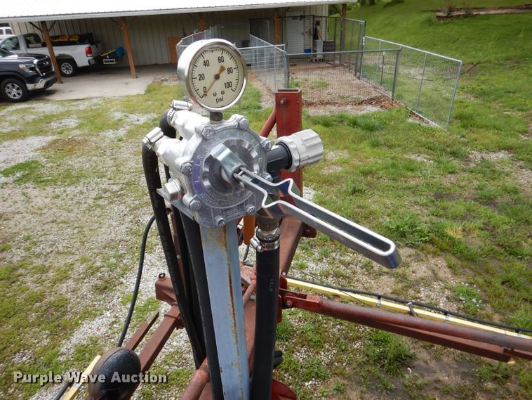 image for item DL8173 Hagie 470  Hi-Tractor sprayer