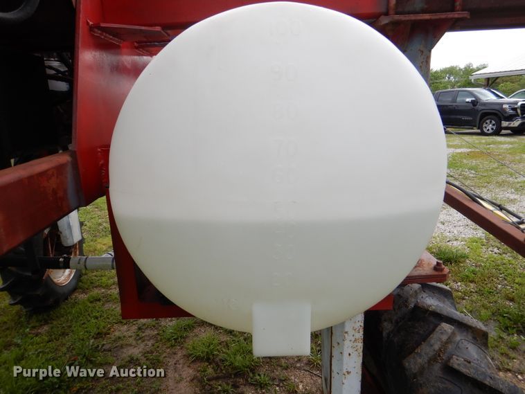 image for item DL8173 Hagie 470  Hi-Tractor sprayer