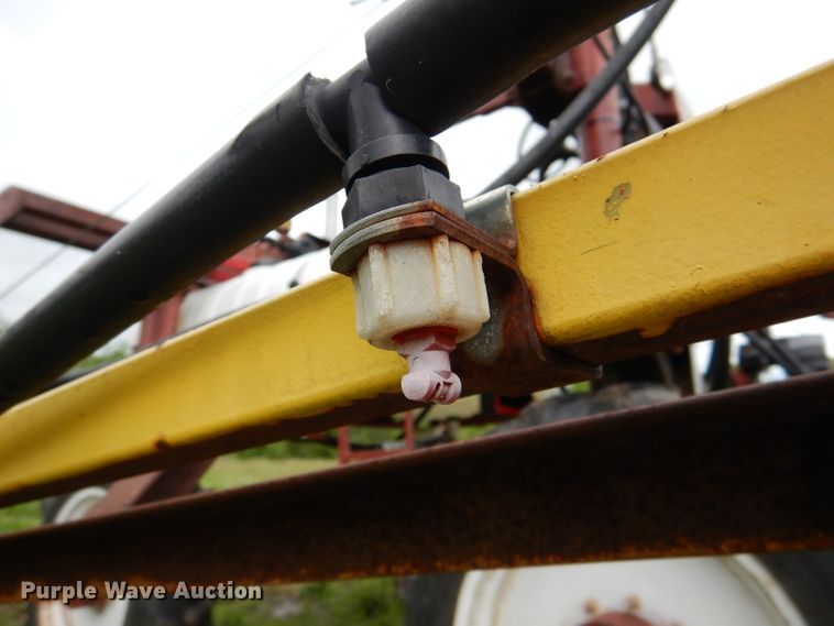 image for item DL8173 Hagie 470  Hi-Tractor sprayer