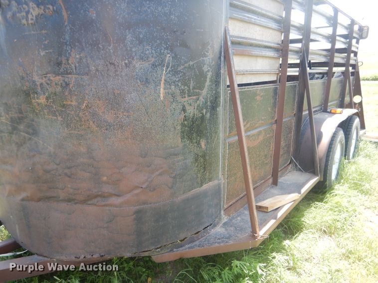 image for item FI9117 Circle H  livestock trailer