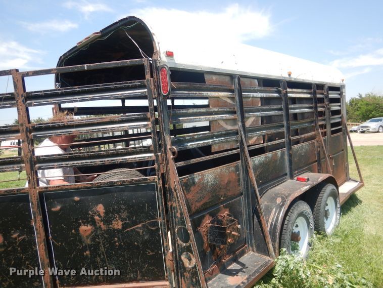 image for item FI9117 Circle H  livestock trailer