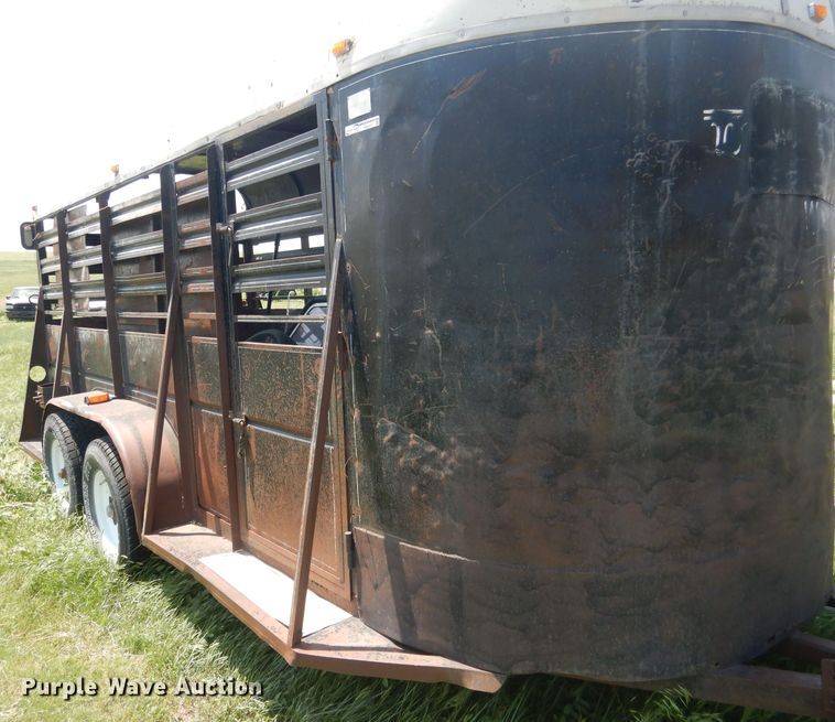 image for item FI9117 Circle H  livestock trailer