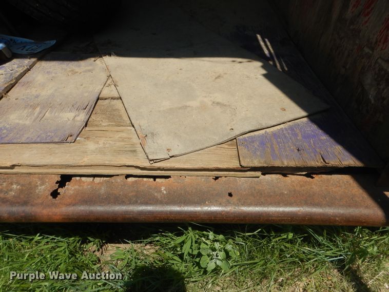 image for item FI9117 Circle H  livestock trailer