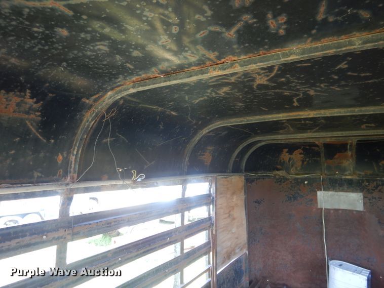 image for item FI9117 Circle H  livestock trailer