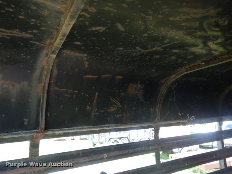 image for item FI9117 Circle H  livestock trailer