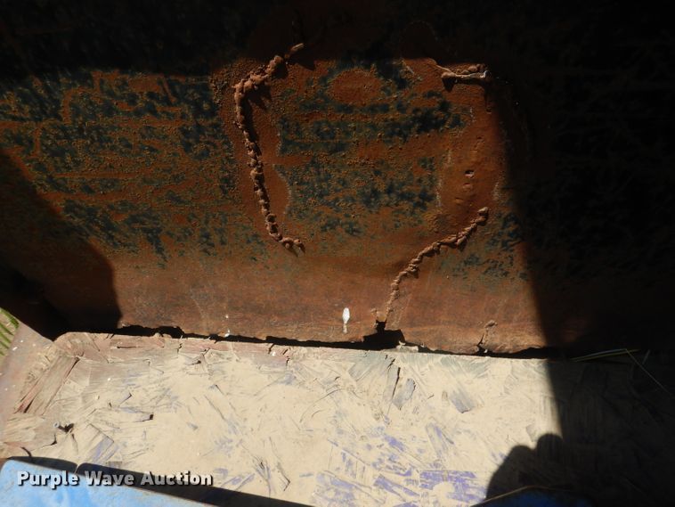 image for item FI9117 Circle H  livestock trailer