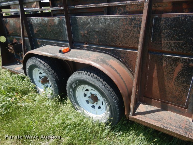 image for item FI9117 Circle H  livestock trailer