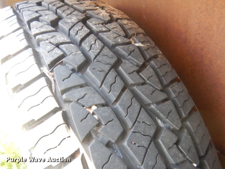 image for item FI9117 Circle H  livestock trailer