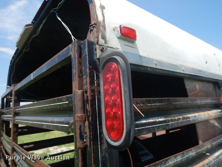 image for item FI9117 Circle H  livestock trailer