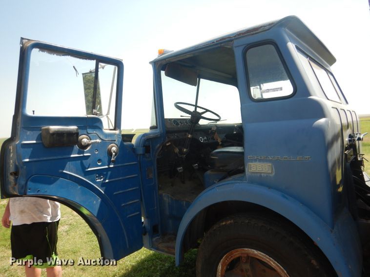image for item FI9118 1973 Chevrolet  grain truck
