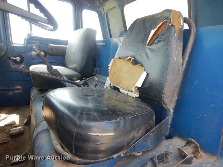 image for item FI9118 1973 Chevrolet  grain truck