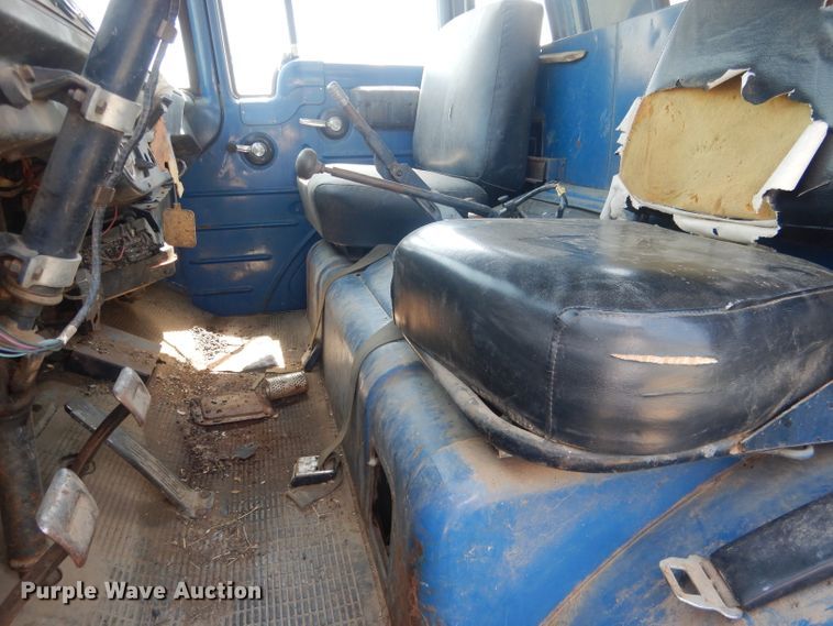 image for item FI9118 1973 Chevrolet  grain truck