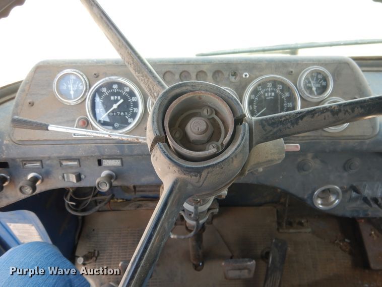 image for item FI9118 1973 Chevrolet  grain truck