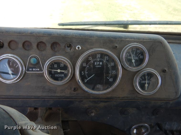 image for item FI9118 1973 Chevrolet  grain truck