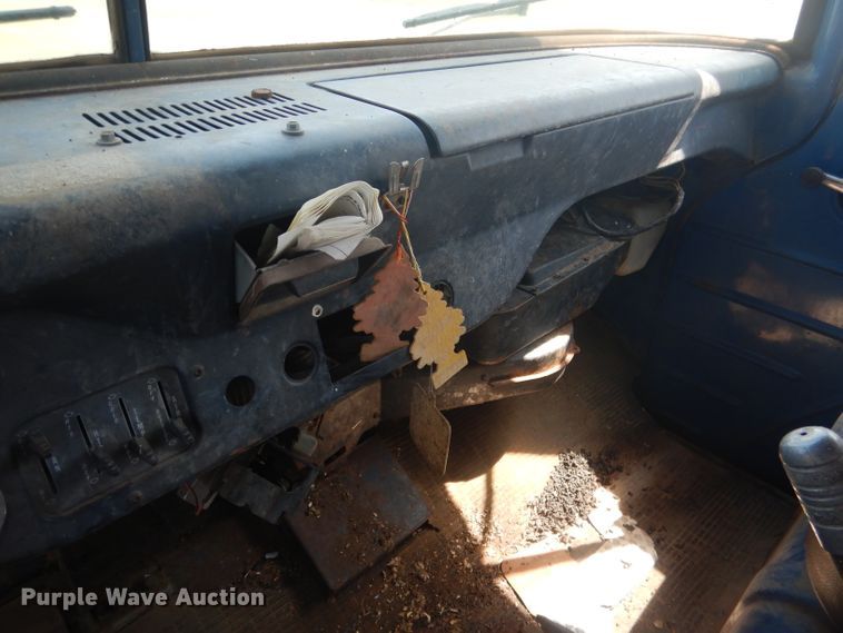 image for item FI9118 1973 Chevrolet  grain truck