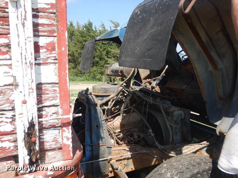 image for item FI9118 1973 Chevrolet  grain truck