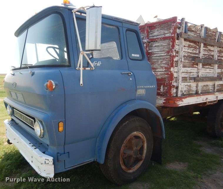 image for item FI9118 1973 Chevrolet  grain truck