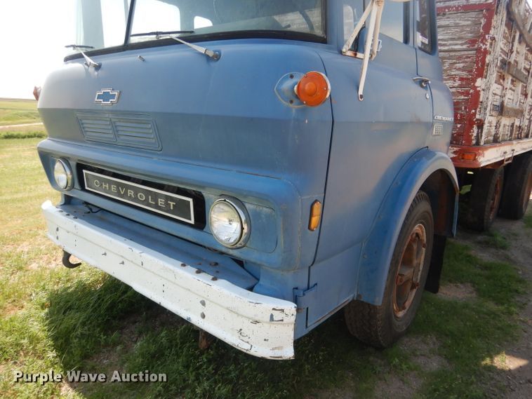 image for item FI9118 1973 Chevrolet  grain truck