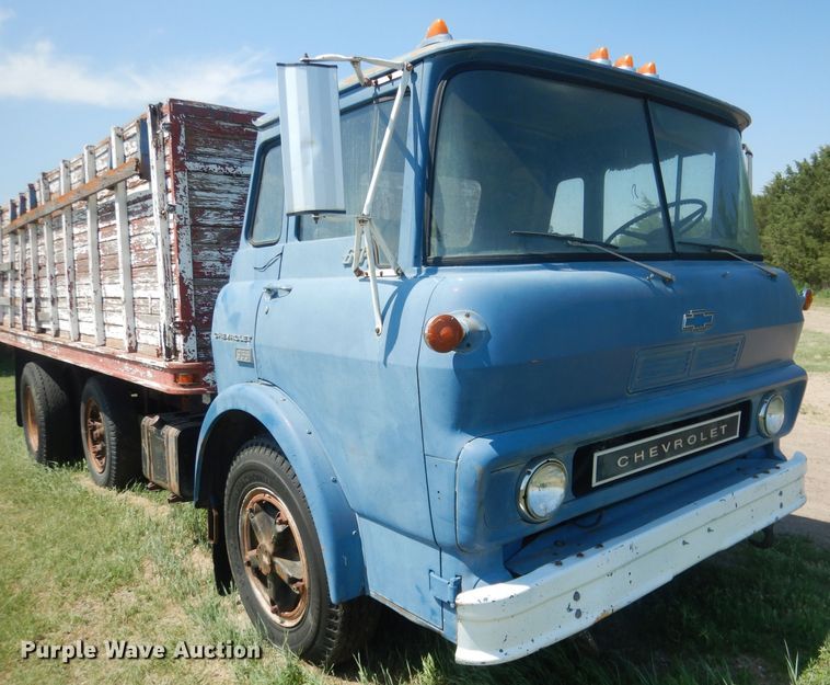 image for item FI9118 1973 Chevrolet  grain truck
