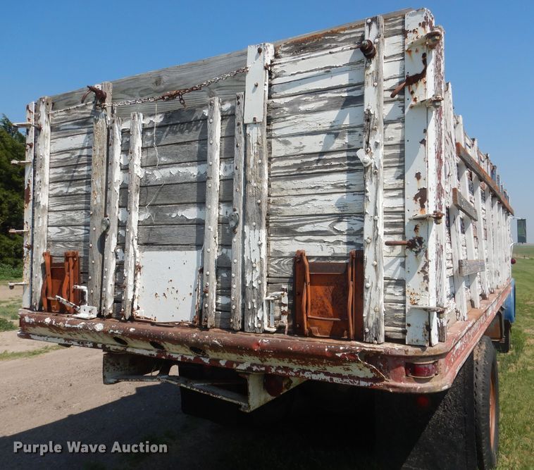 image for item FI9118 1973 Chevrolet  grain truck