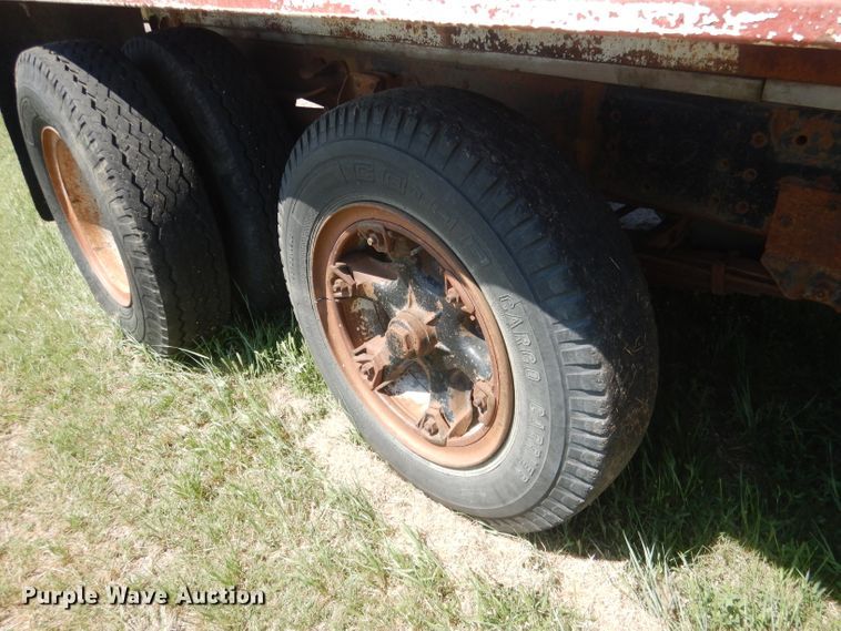 image for item FI9118 1973 Chevrolet  grain truck