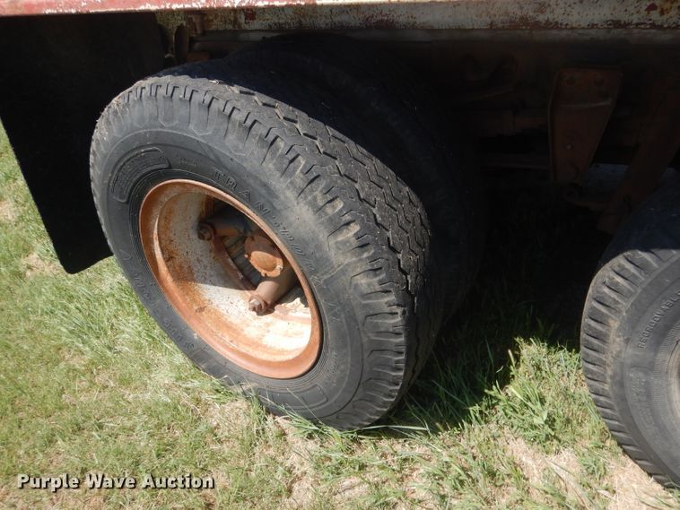 image for item FI9118 1973 Chevrolet  grain truck