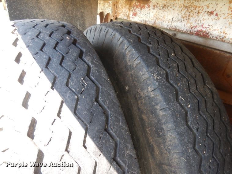 image for item FI9118 1973 Chevrolet  grain truck