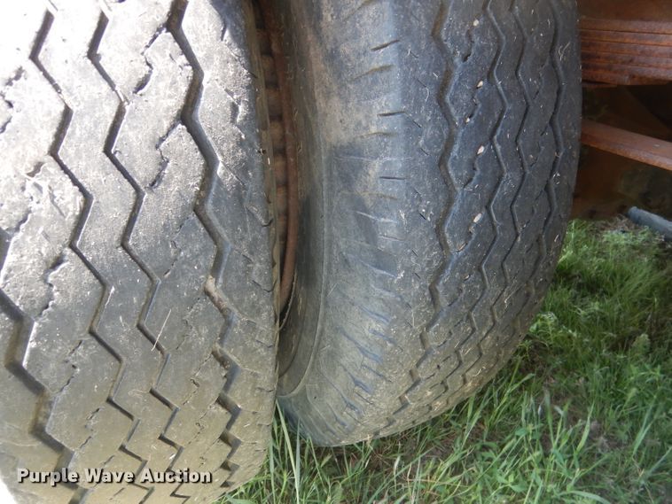 image for item FI9118 1973 Chevrolet  grain truck