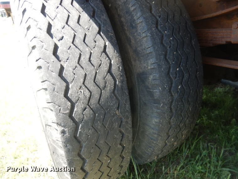 image for item FI9118 1973 Chevrolet  grain truck