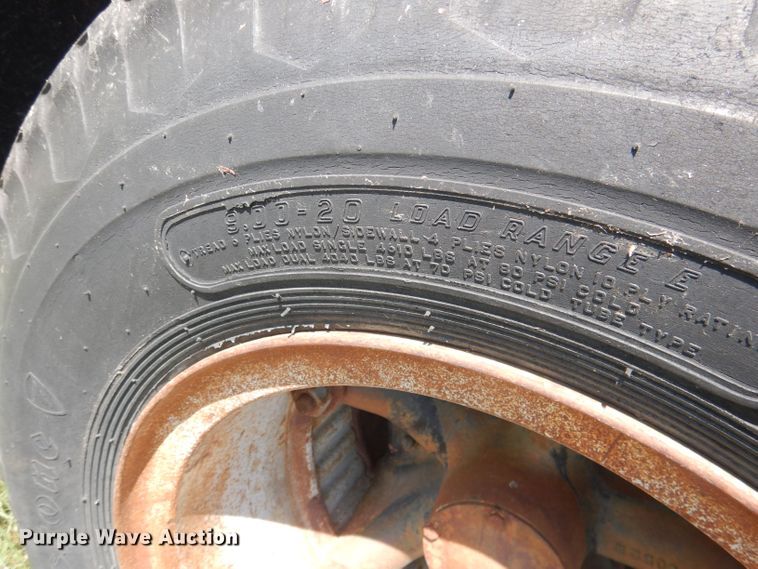 image for item FI9118 1973 Chevrolet  grain truck