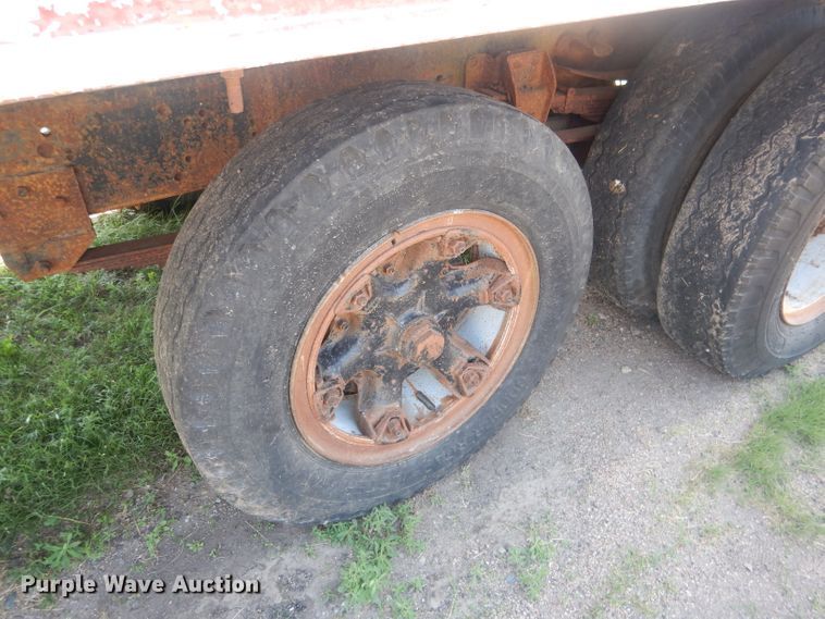 image for item FI9118 1973 Chevrolet  grain truck