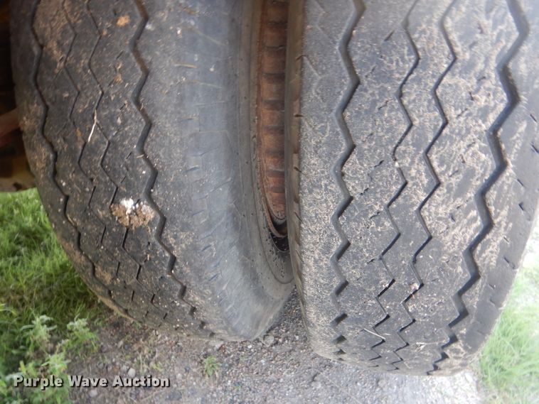 image for item FI9118 1973 Chevrolet  grain truck