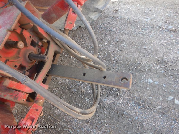 image for item HI9757 International 1466  tractor