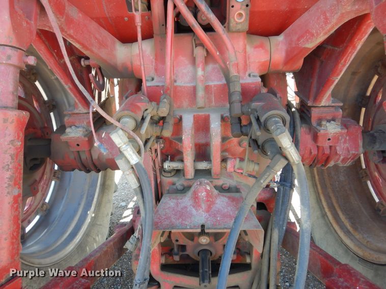 image for item HI9757 International 1466  tractor