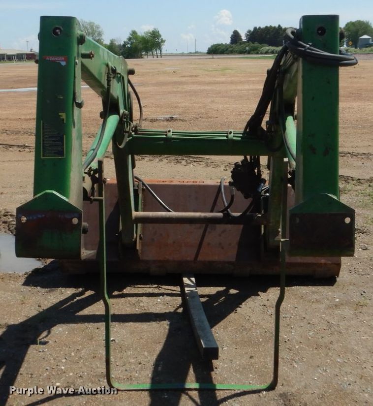 image for item HI9771 John Deere 148  loader