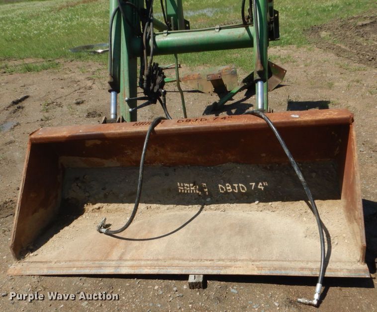 image for item HI9771 John Deere 148  loader