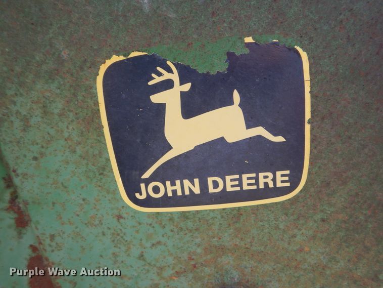 image for item HI9771 John Deere 148  loader