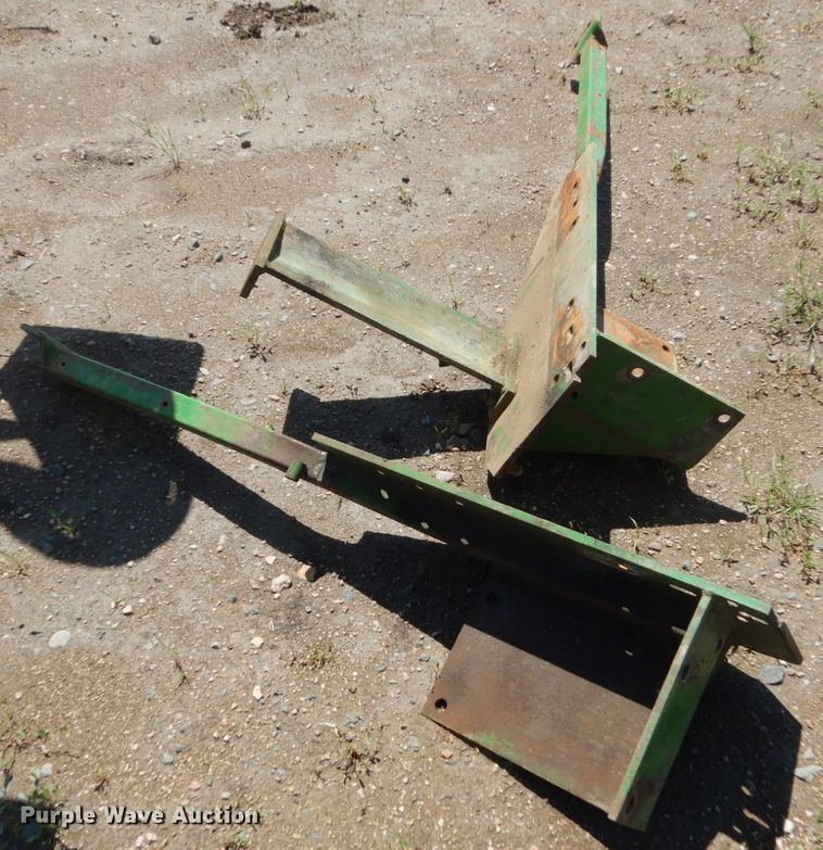 image for item HI9771 John Deere 148  loader