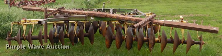 image for item HI9795 John Deere T0310  disk