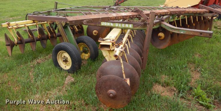 image for item HI9795 John Deere T0310  disk