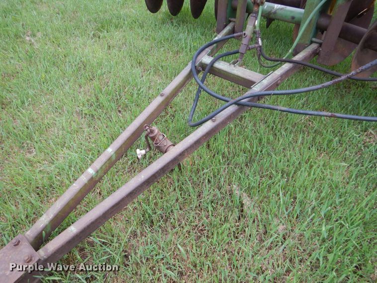 image for item HI9795 John Deere T0310  disk