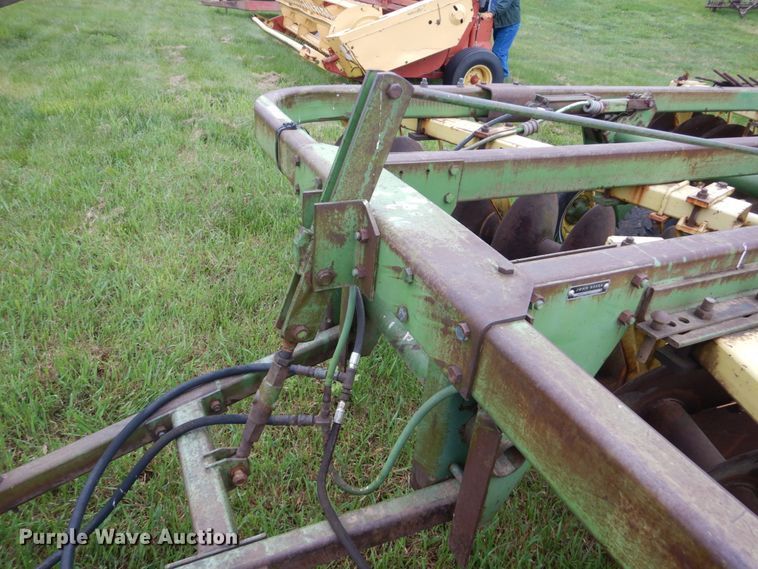 image for item HI9795 John Deere T0310  disk