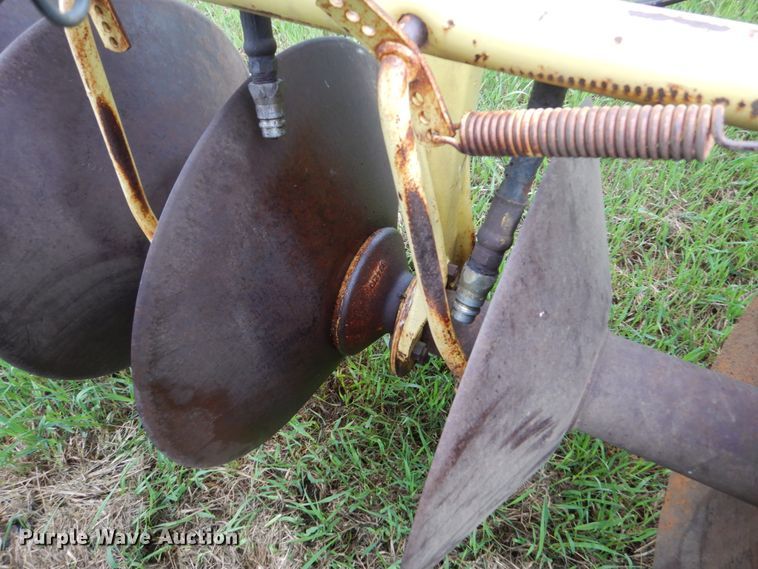 image for item HI9795 John Deere T0310  disk