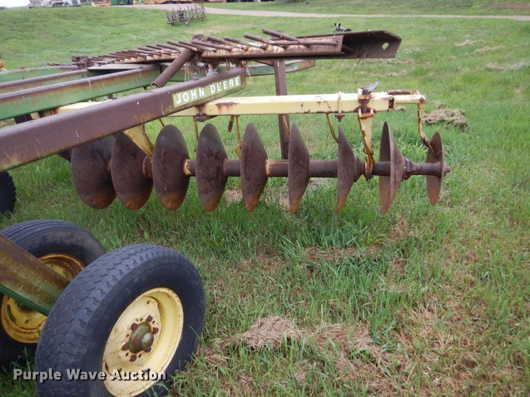 image for item HI9795 John Deere T0310  disk