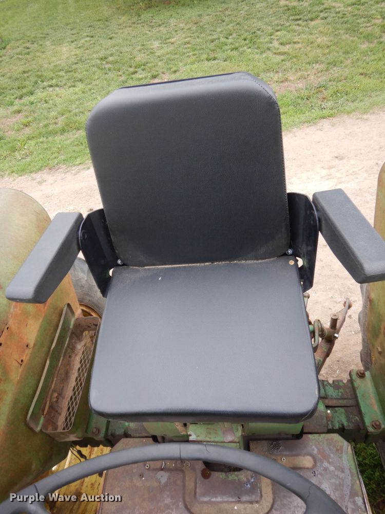 image for item HI9798 John Deere 3010  tractor