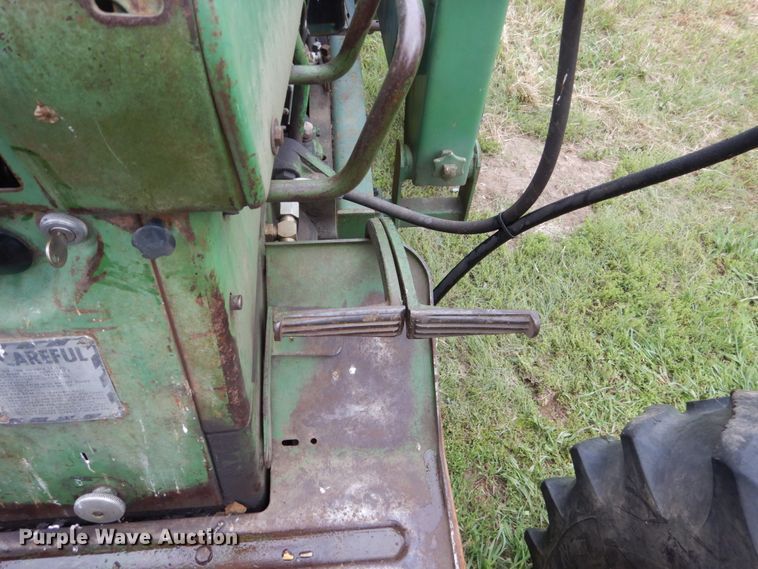 image for item HI9798 John Deere 3010  tractor